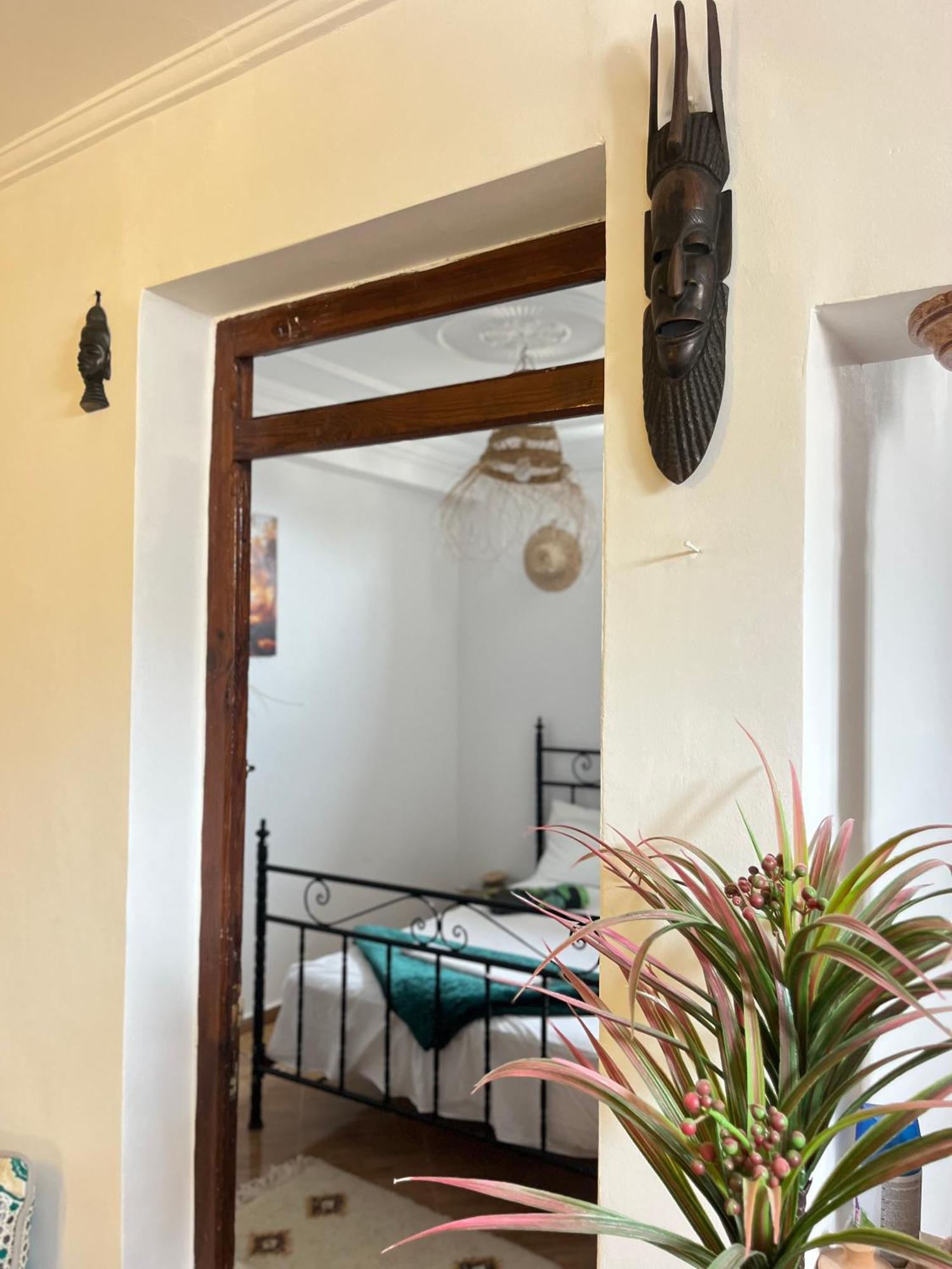 Let Us Surf Bed & Breakfast Tamraght Eksteriør bilde